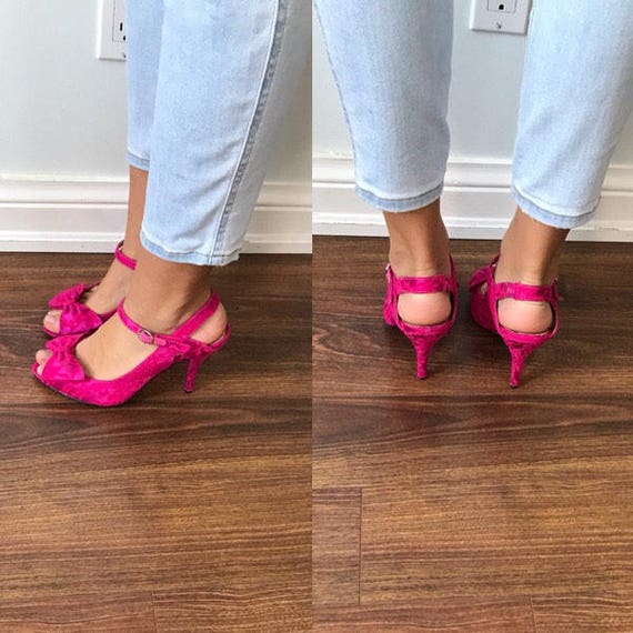 betsey johnson pink heels