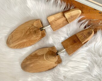 Vintage Johnston & Murphy Wood Shoe Forms – Rustic Farmhouse Decor