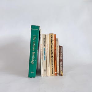 Set di libri italiani d&#39;epoca / Libri decorativi, arredamento italiano