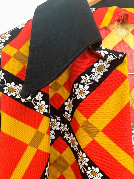 Vintage 1960s 1970s Handmade Floral Jacket – Red … - image 5
