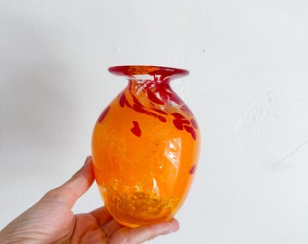 Vase en verre soufflé rouge orange - verre tchèque, Franz Welz, verre anti-éclaboussures