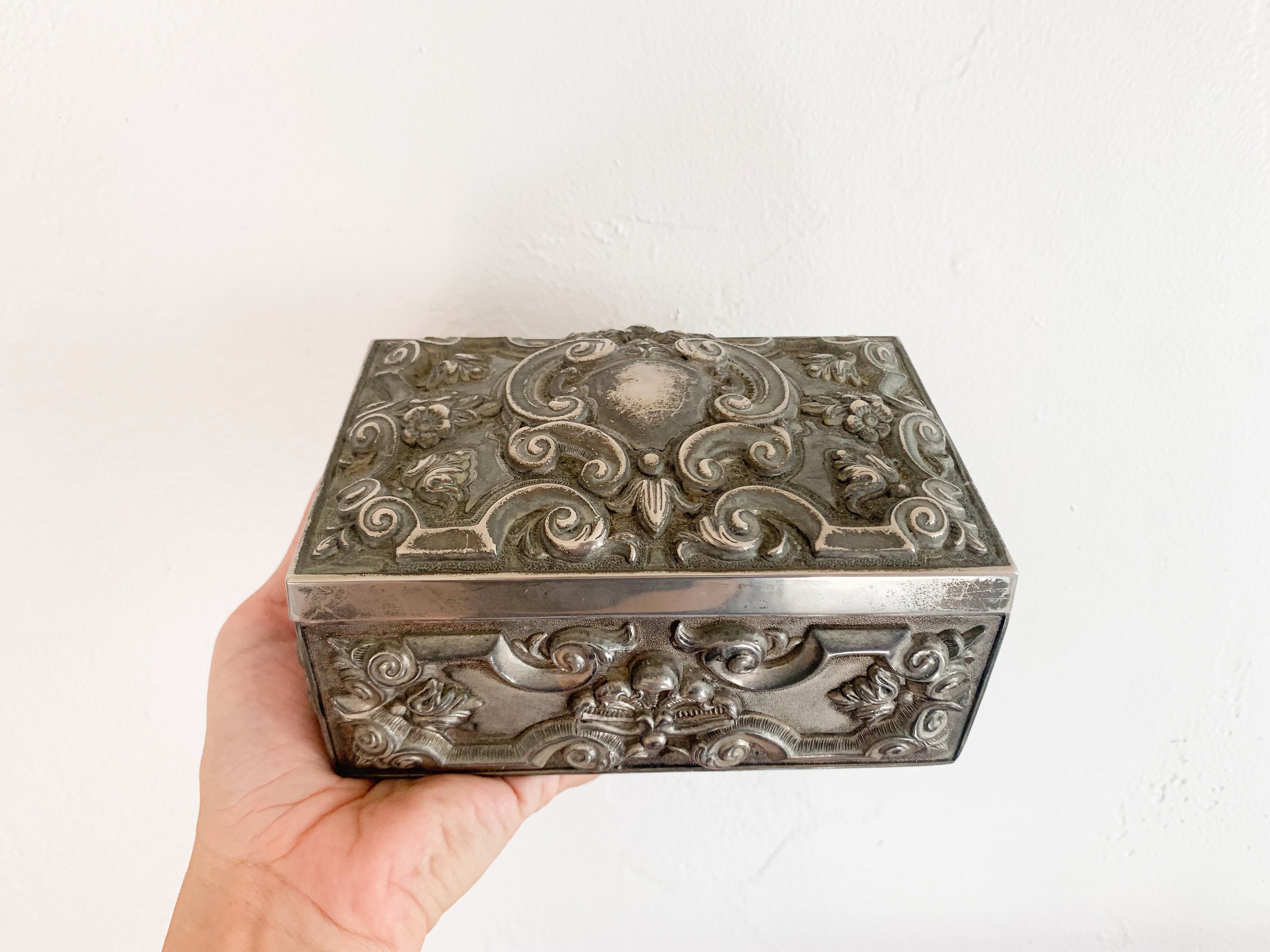 1960s Victorian Style Silver Plated Jewelry Box – Silver Trinket