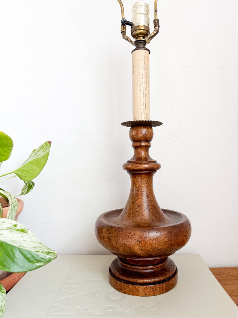 Mid Century Wooden Table Lamp MCM Lamp, Wood and Brass Lamp, Vintage Lighting image 7