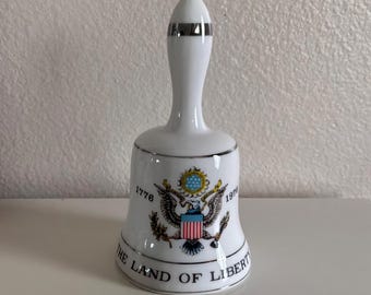 1976 souvenir Bicentennial bell with American Eagle