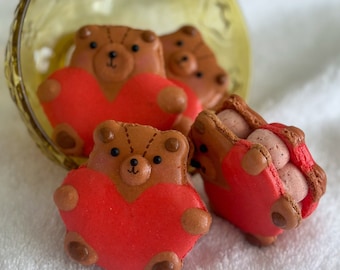 Roasted Strawberry with Sumac Bear Shaped Macarons - Cute Korean Style Fatcarons -  Per piece - Character Macarons