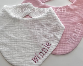 Embroidered baby bib, burp cloth, gauze bib, pompom bib, lace bib, baby swaddle, personalized bib, bib with name, baby accessories