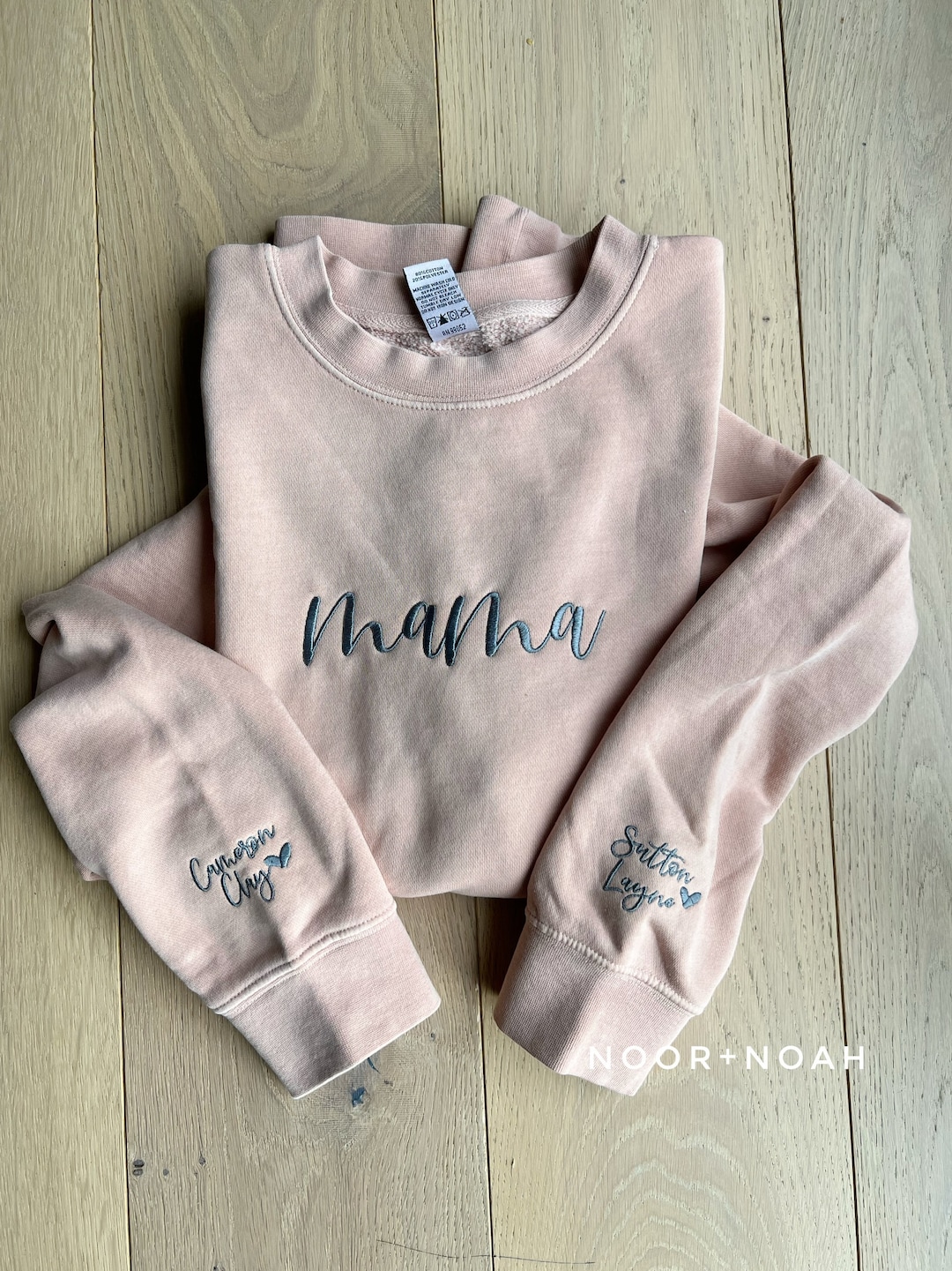 Dusty Pink Mama Sweatshirt: Embroidered Collar & Sleeve Names
