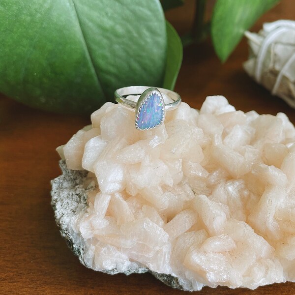 Opal Ring. Sterling Silver Ring. Bohemian. Handmade Ring. Opal. Size 6. Coober Pedy Opal.