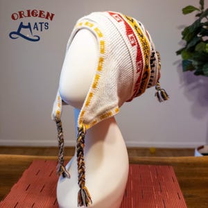 White Peruvian Alpaca Chullo Hat, Ethnic Beanie Unisex, Soft Alpaca Wool Knit Beanie, Unique Andean Winter Hat
