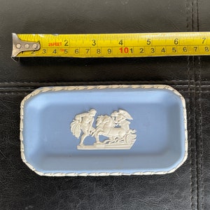 Prato Wedgwood Jasperware azul claro vintage dos anos 1970, prato azul Wedgwood, presente para ela, prato azul Jasperware, prato azul Trinket
