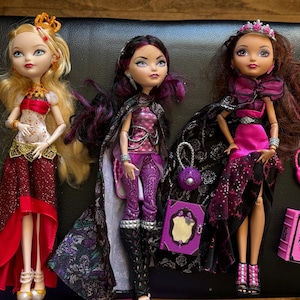 G1 Vintage Ever After High Puppen. Vermächtnis-Tag Apfelweiß, Raben und Briar Beauty. Geschenk für Puppensammler zu Weihnachten.