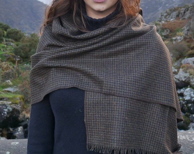 Irish tweed wool shawl, oversized scarf, stole - brown & black - 100% wool - ready for shipping - hand fringed - HANDMADE IN IRELAND