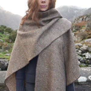 Irish Donegal Tweed Ruana, Wrap, Cape,  - Brown/Beige Herringbone With Multi-colour Fleck/Speckled -100% Pure New Wool - Handmade in Ireland