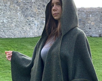 Irish Donegal Tweed Wool Hooded Ruana, Cape, Rectangle Cloak - Speckled Forest Green Herringbone - Heavy Tweed -Unisex- HANDMADE IN IRELAND