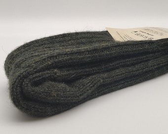 Irish thick organic wool socks - Snug socks in 100% pure new organic wool from Irish sheep - hiking socks - dark green - MADE IN IRELAND