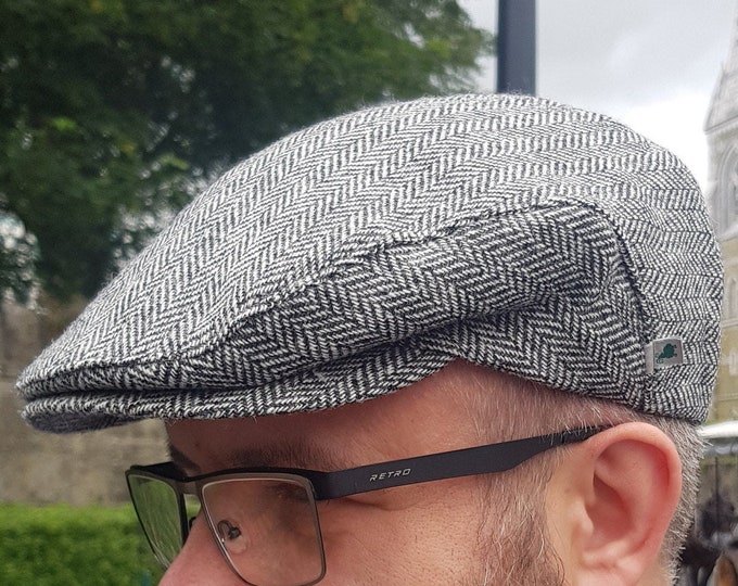 Traditional Irish Tweed Flat Cap - Paddy Cap - Newsboy Cap - Black & White Herringbone - 100% Pure New Wool - Padded - HANDMADE IN IRELAND