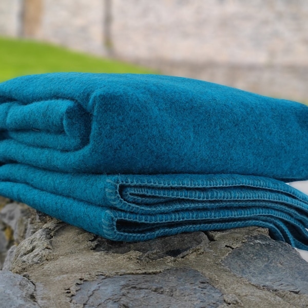 Queen Size Wool Blanket - Atlantic Teal - 90″ x 100″ (229 x 254 cm) - 100% Pure New Irish Sheep Wool - Thick & Heavy - MADE IN IRELAND