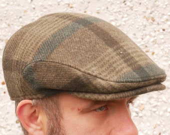 Traditional Irish tweed flat cap - green tartan/plaid check - 100% wool - padded - HANDMADE IN IRELAND