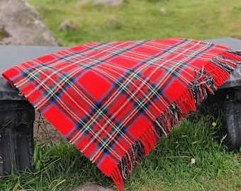 Supersoft Lambswool Blanket / Throw - Royal Stewart Tartan / Plaid Check - 137x180 cm (54x71'') - 100% Pure New Lambswool - MADE IN IRELAND
