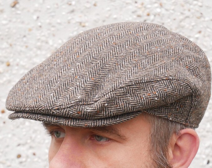 Traditional Irish tweed flat cap - brown speckled herringbone - 100% Pure New Wool - padded - ready for shipping - HANDMADE IN IRELAND