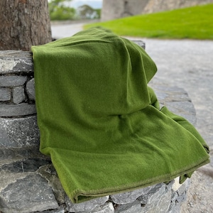 Twin Bed Size Wool Blanket - Grass Green - 70″ x 90″ (178 cm x 229 cm) - 100% Pure New Irish Sheep Wool - Thick & Heavy - MADE IN IRELAND