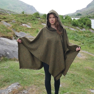 Irish Donegal Tweed Wool Hooded Ruana, Wrap, Cape, Arisaid  - Speckled Forest Green -100% Pure New Wool- Limited Stock - HANDMADE IN IRELAND