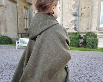 Irish Donegal Tweed Wool Hooded Ruana, Wrap, Cape ,Arisaid - Green With Yellow Check - Unisex - 100% Pure New Wool - HANDMADE IN IRELAND