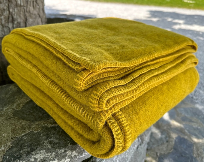 Queen Size Wool Blanket/Throw -Gorse Yellow/Grey - 90″ x 100″ (228 cm x 254 cm) - 100% Pure New Irish Wool - Thick & Heavy - MADE IN IRELAND