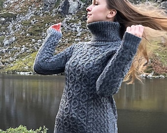 Pull à col roulé Aran irlandais/col roulé pour femmes - 100 % laine mérinos - Gris ardoise - Doux, épais et vraiment chaud / Respirant - FABRIQUÉ EN IRLANDE