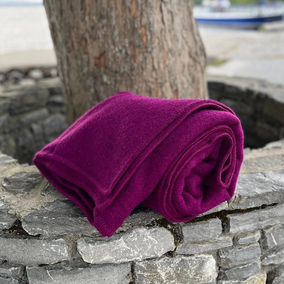 Queen Size Wool Blanket Purple Wine Wild Berry 90 X 100 229 X 254 Cm 100 Pure New Irish Wool Thick Heavy MADE IN IRELAND Etsy