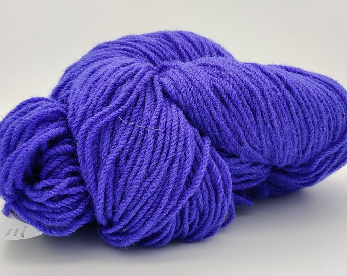 Authentic Aran Knitting Wool - bright purple - 200g/365yards - 100% pure new wool - MADE IN IRELAND