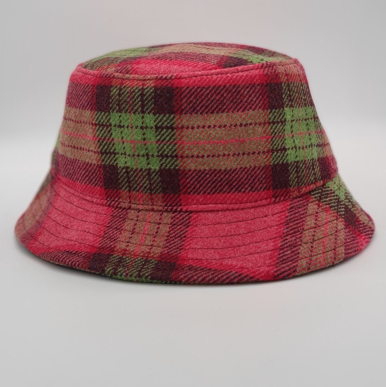 Ladies Irish Tweed Bucket Hat - Round Hat - Red Pink/Green Tartan ...