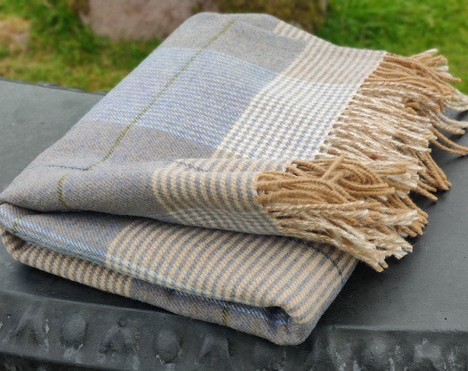 Luxurious Supersoft Lambswool Blanket/Throw - Cream/Taupe/Denim Check - 137x180 cm (54x71'') - 100% Pure New Lambswool - MADE IN IRELAND