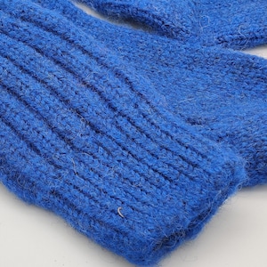 Irish Thick Wool Socks - Snug Socks in 100% Pure New Wool from Irish Sheep - Hiking Socks - Blue - MADE IN IRELAND
