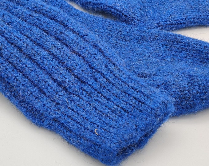 Irish Thick Wool Socks - Snug Socks in 100% Pure New Wool from Irish Sheep - Hiking Socks - Blue - MADE IN IRELAND