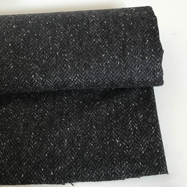 Tissu de laine tweed irlandais - chevrons noirs et gris - 100 % pure laine vierge - 15 oz, 450 g - prix au mètre - fabriqué en Irlande