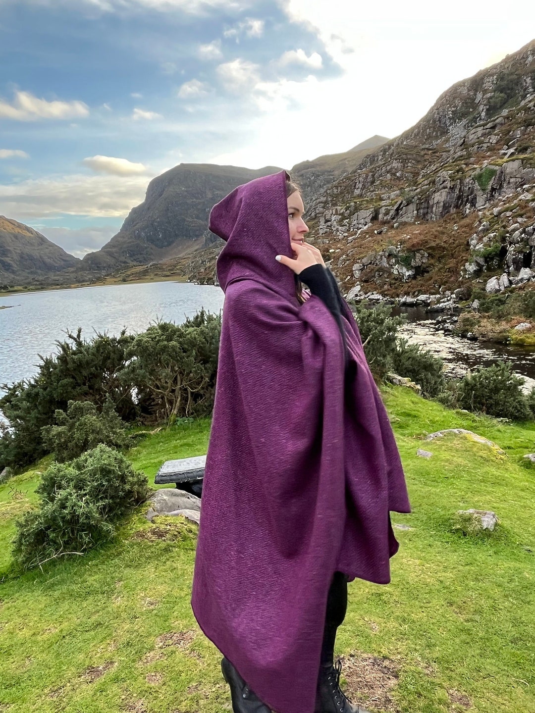 Irish Donegal Tweed Hooded Ruana Wrap Cape Cloak Robe 