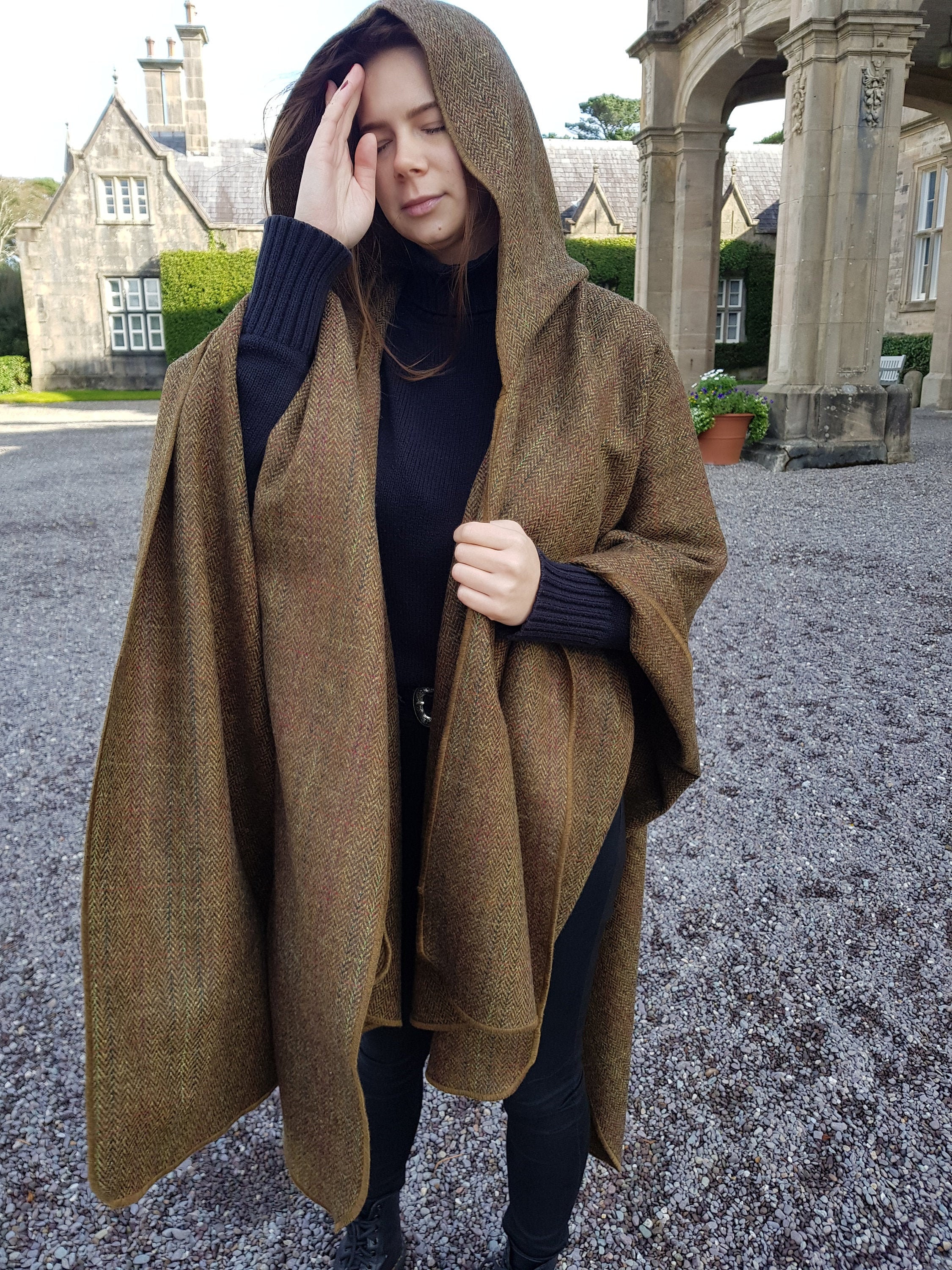 Irish Donegal Tweed Wool Hooded Cape Ruana Wrap Cloak 