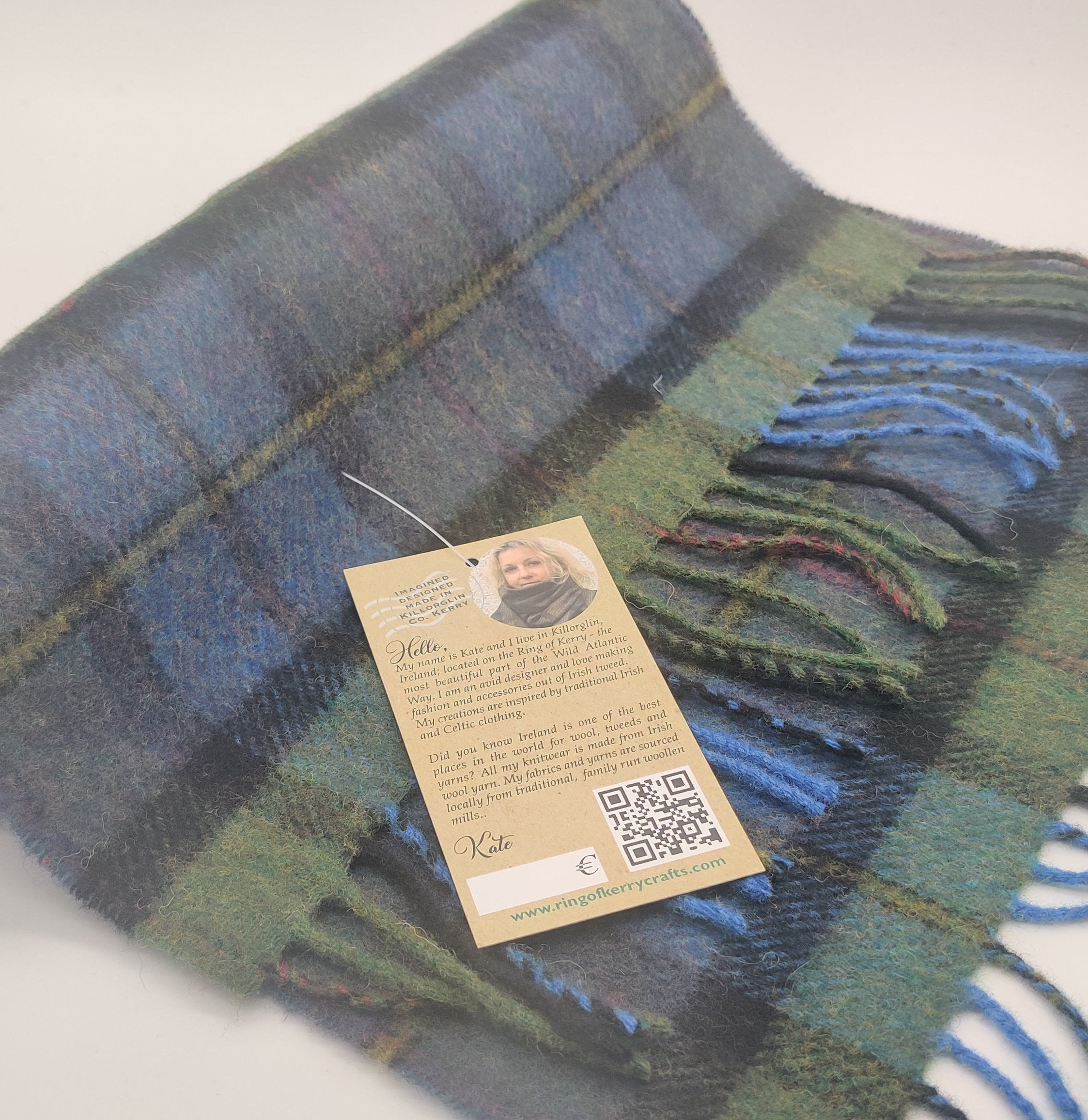 Irischer Schal aus weicher Lammwolle 100% Schurwolle grün/blau/marine/lila  Tartan/Plaid Karo sehr weich unisex HANDMADE IN IRELAND - Etsy Schweiz