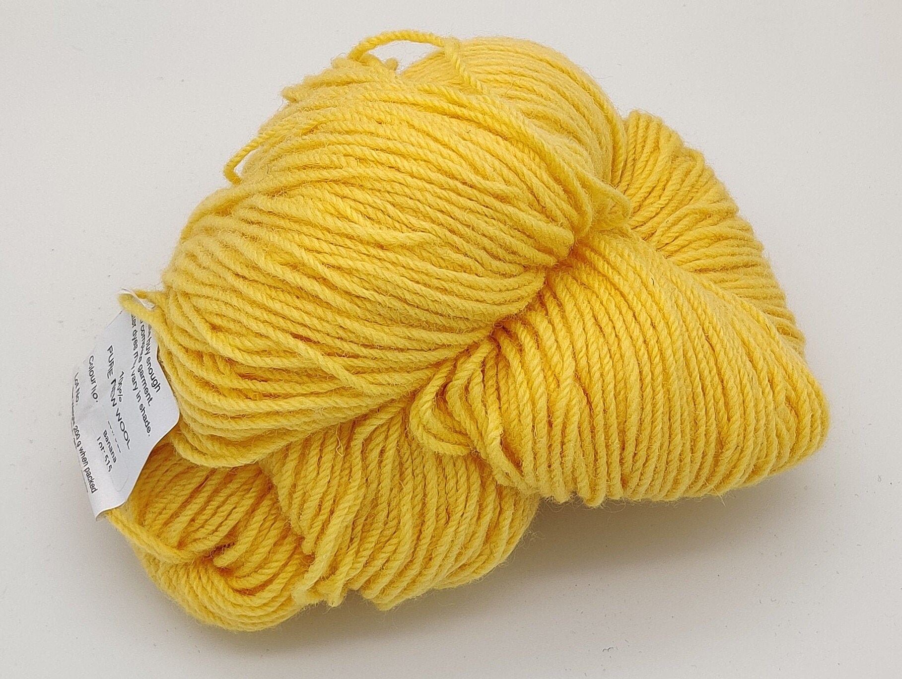 Authentic Aran Knitting Wool banana yellow 200g 365yards 100