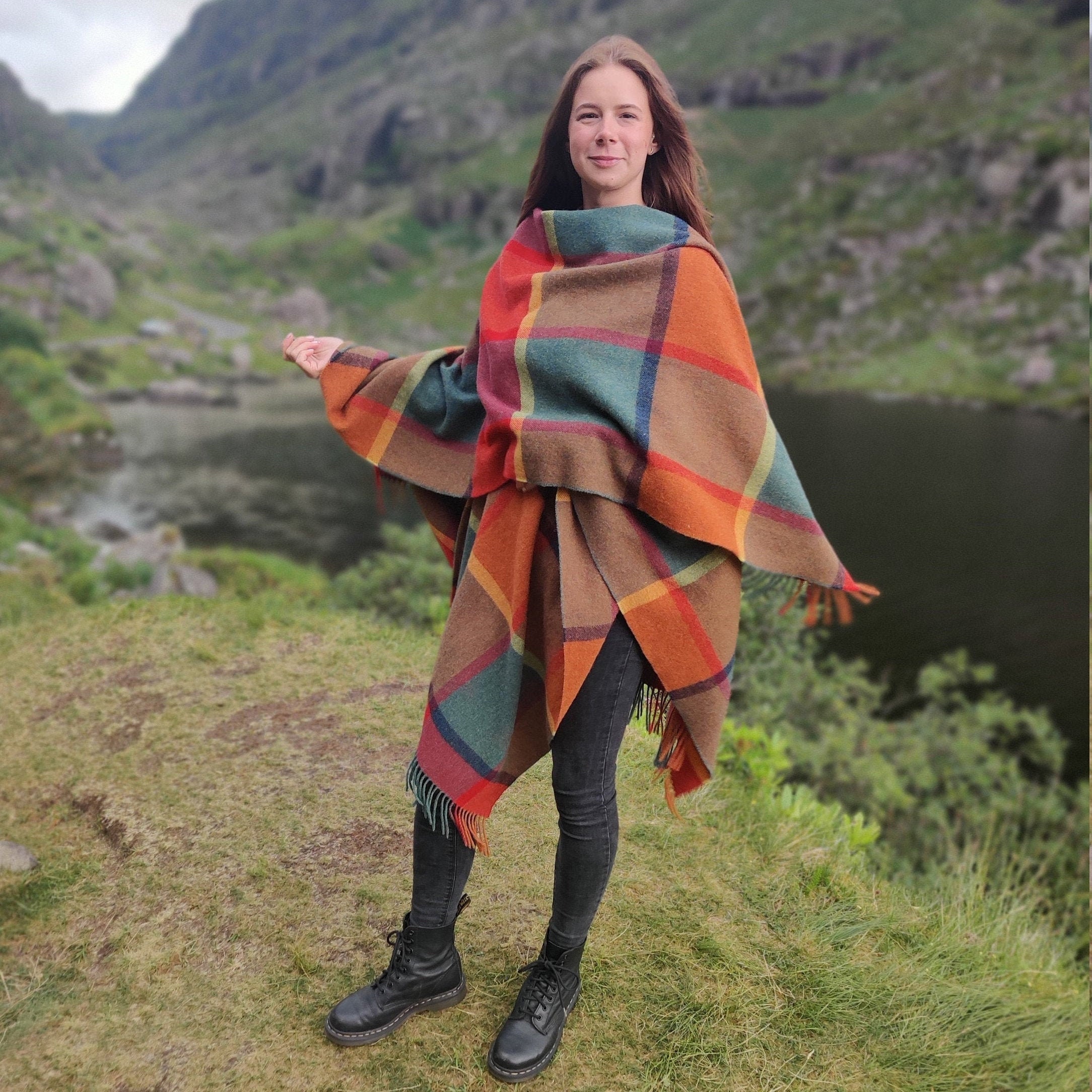 Ruana 2025 wraps shawls