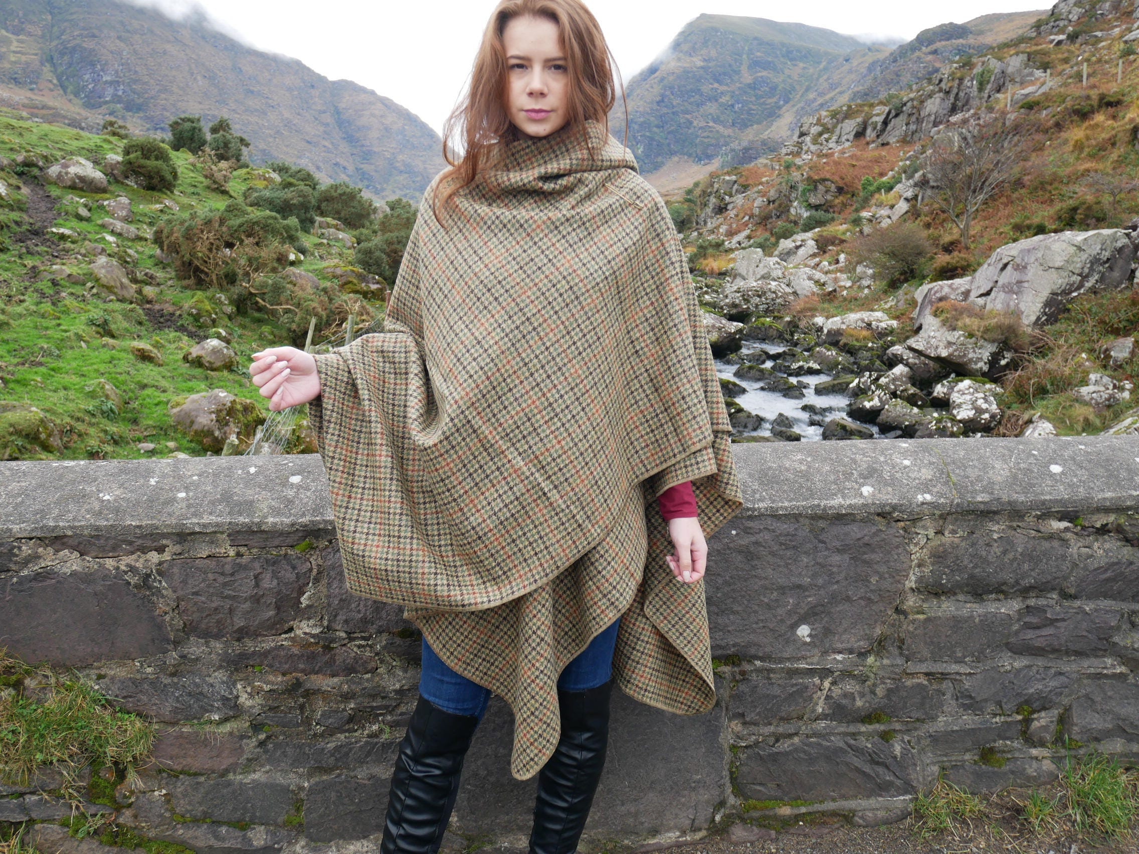 Irish tweed cape 2025