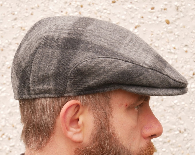 Traditional Irish tweed flat cap - grey/charcoal tartan/plaid check - 100% wool - padded - HANDMADE IN IRELAND