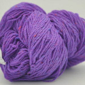 Authentic Aran Knitting Wool - violet purple - 200g/365yards - 100% pure new wool - MADE IN IRELAND
