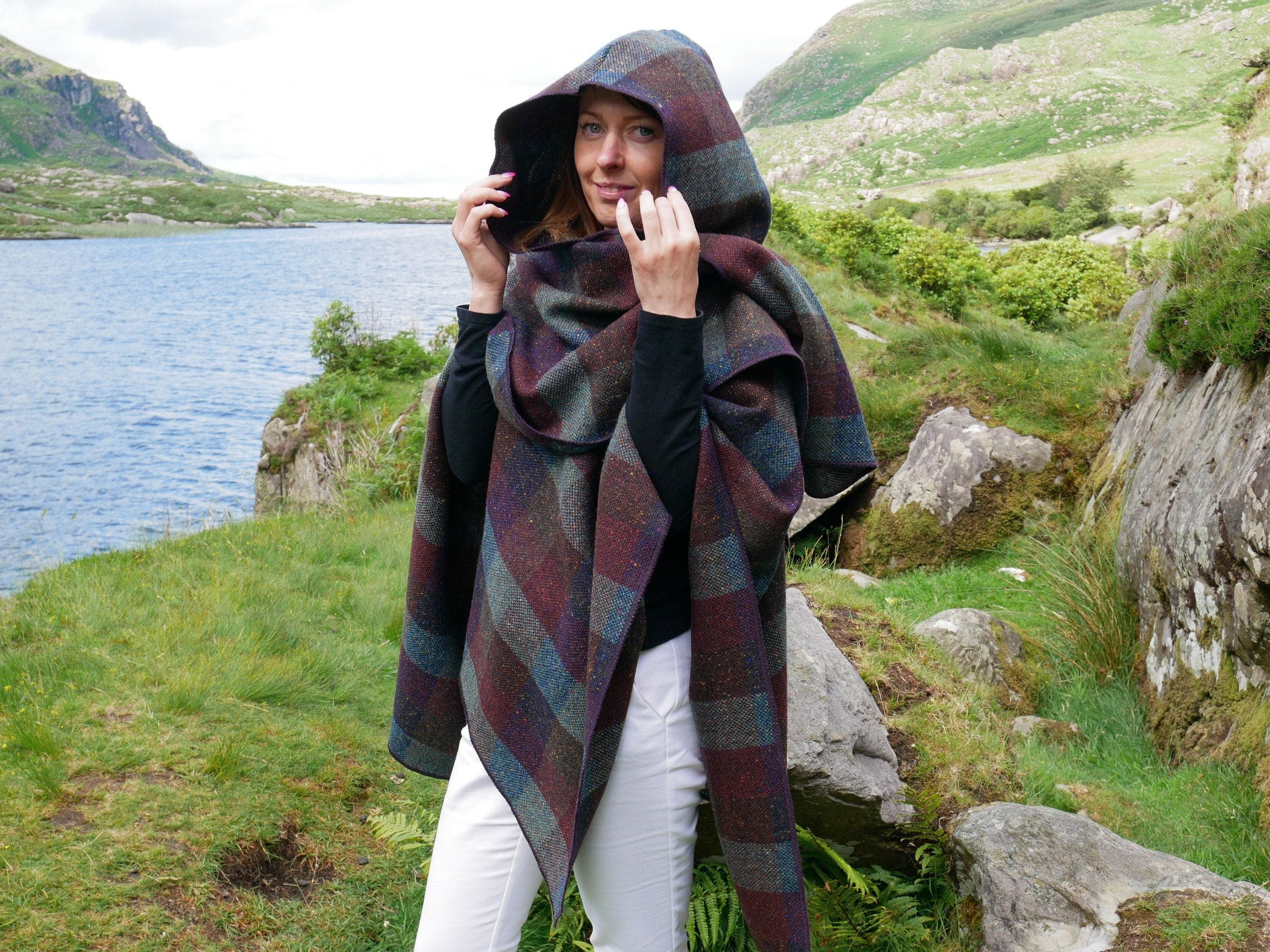 KateIrishTweedStore Hooded Medieval Tweed Cloak