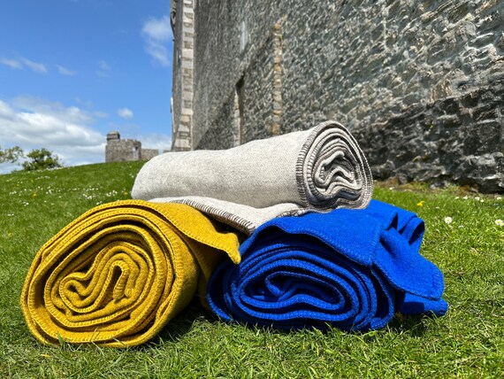 Queen Size Wool Blanket/throw gorse Yellow/grey 90 X 100 228 Cm X 254 Cm  100% Pure New Irish Wool Thick & Heavy MADE IN IRELAND 