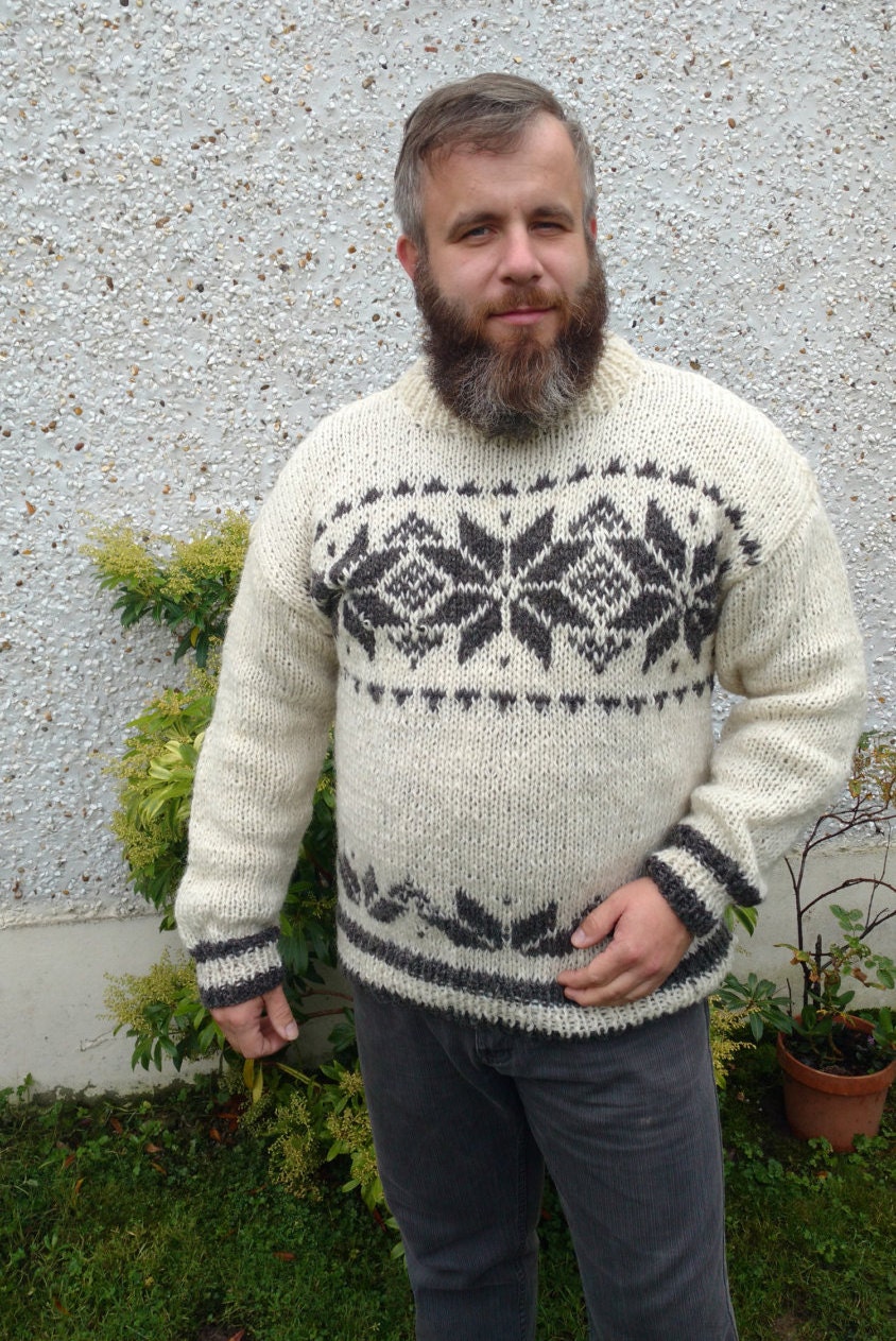 Authentic Irish hand knitted sweater-FREE WORLDWIDE SHIPPING-white ...