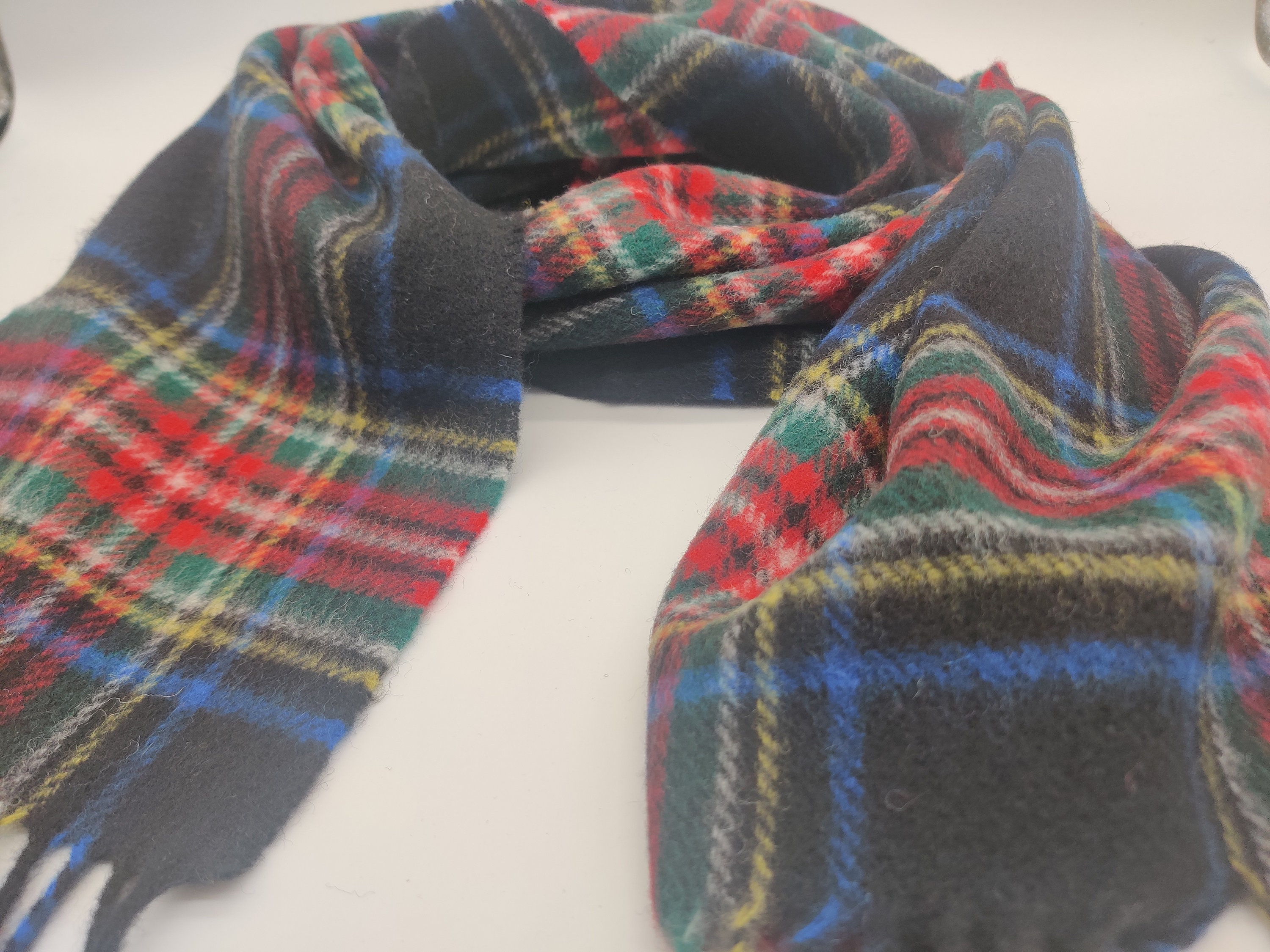 Irish Soft Lambswool scarf - 100% Pure New Wool - black/red/green/blue