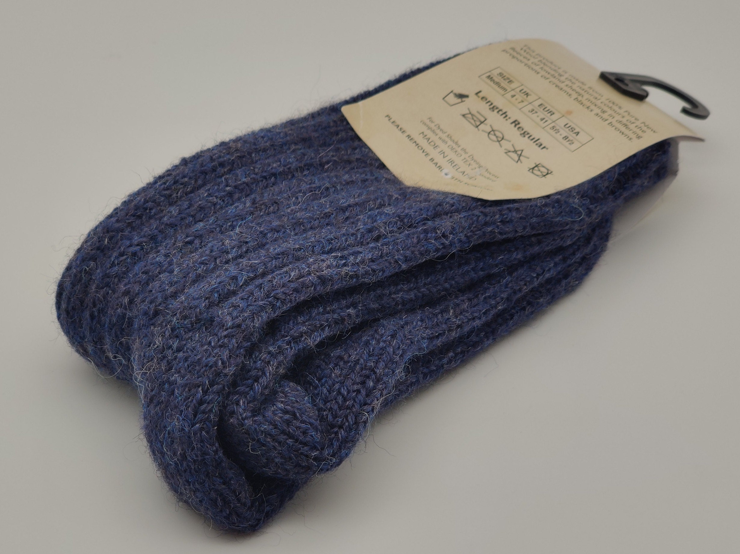Basic theory Make a bed Migration Irish organic thick wool socks - Snug socks in 100% pure new organic wool from Irish sheep - hiking socks - denim - MADE IN IRELAND Basic theory Make a bed Migration Irish organic thick wool socks - Snug socks in 100% pure new organic wool from Irish sheep - hiking socks - denim - MADE IN IRELAND