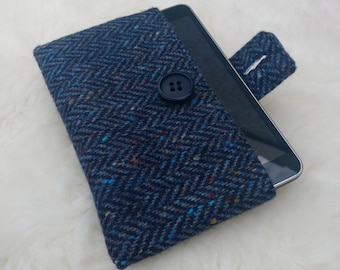 Irish tweed 7 inch tablet cover - sleeve - 100 % wool - Handmade in Ireland - ready for shipping